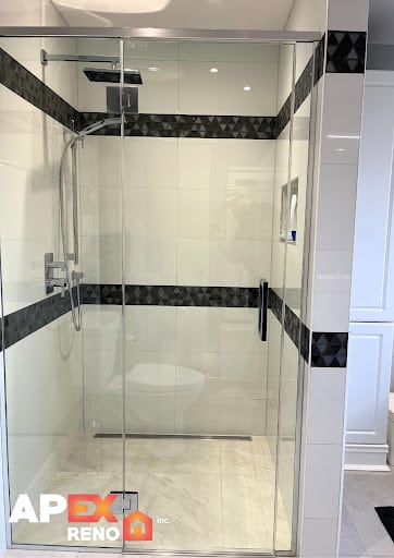 Ile perrot bathroom renovation walk in tile shower custom shower glass apex reno montreal